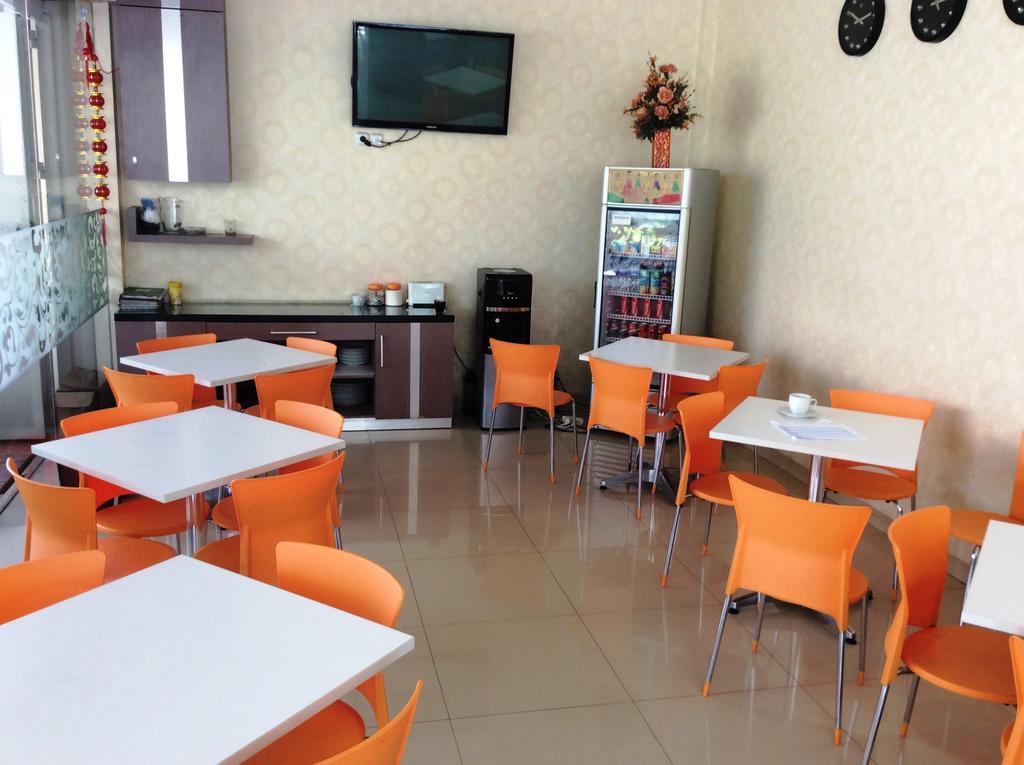 Hotel Diamond Makassar Dış mekan fotoğraf