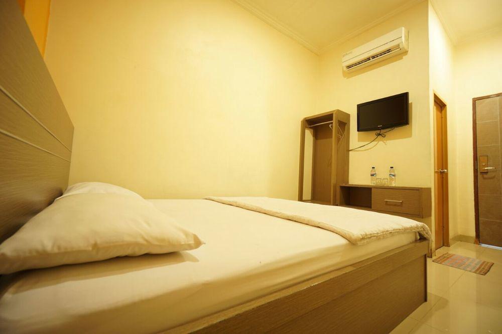 Hotel Diamond Makassar Dış mekan fotoğraf