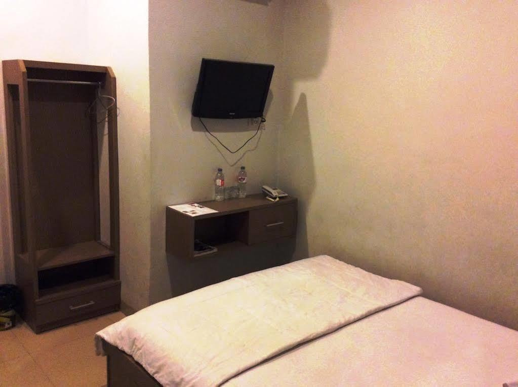 Hotel Diamond Makassar Dış mekan fotoğraf